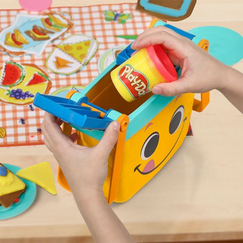 Playdoh  primeras creaciones para el picnic