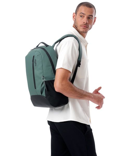 Mochila universitaria para Laptop 16" Totto Detroit